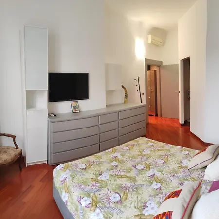 La Casa Di Cris - Milano, Zona Sempione * Милан