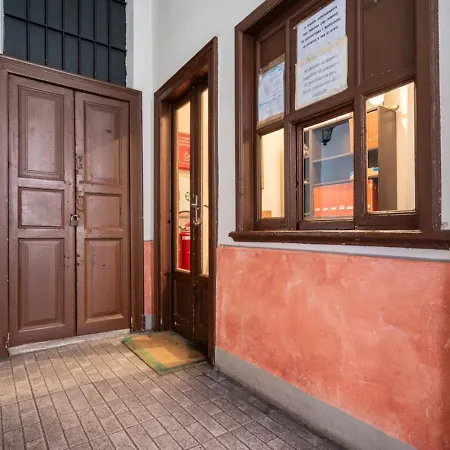 Stayeasy Pop Art Moscova - Brera & Downtown Walking Milán