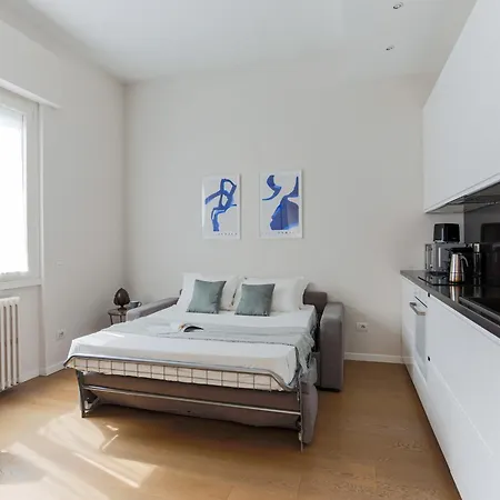 Apartment The Best Rent - One-bedroom In Moscova Mailand