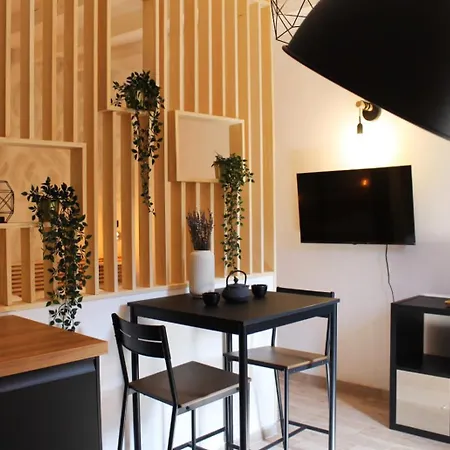 Apartman Yr - Ticinese