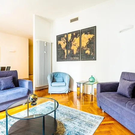 Exclusive 3 Bedrooms Near Duomo Апартаменты *