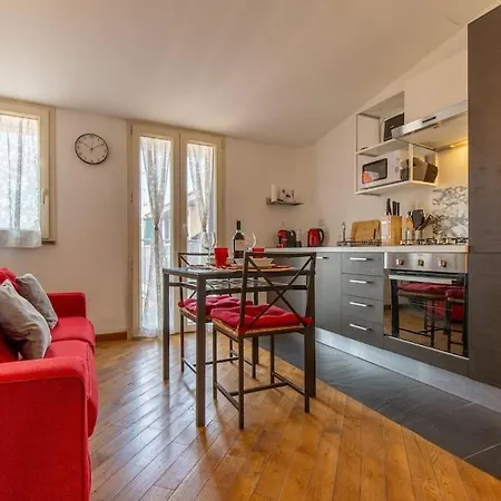 Daire Unique & Strategic Flat, 50m From M4 Station *