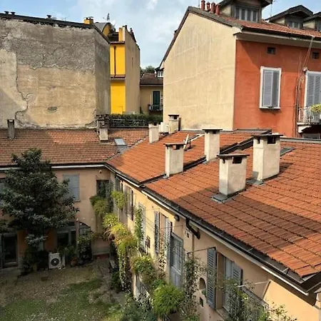 Casatania Corso Apartment Milan