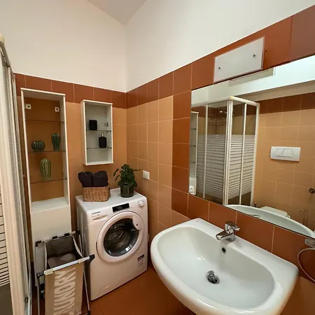 Attico Con Balcone In Centro A Isola Appartement Milan