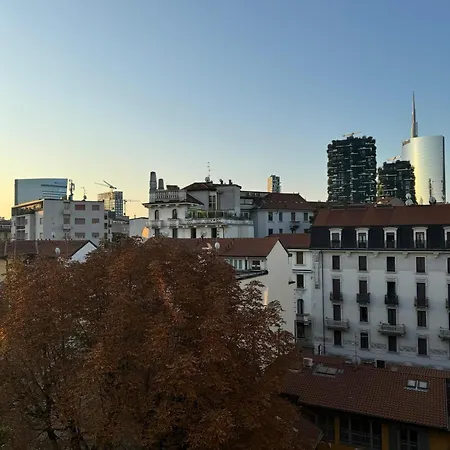 Attico Con Balcone In Centro A Isola *