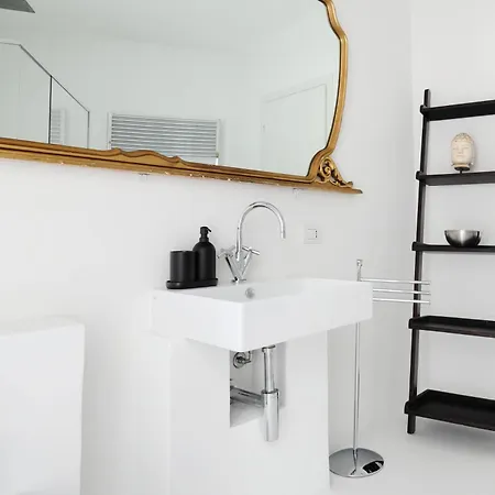 Just Urban - Bellissimo Bilocale Di Design 90 Mq - 5 Min M1 E M2