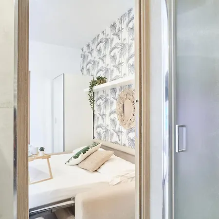 Easylife - - Muratori 10 - Porta Romana * Milán