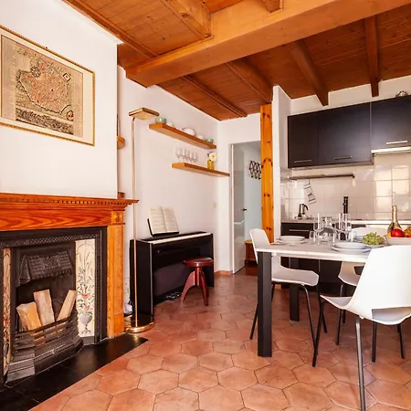 Apartamento Via Torino Milão