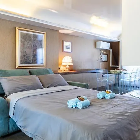 Attico Di Lusso Con Terrazzo A 10 Minuti Dal Duomo