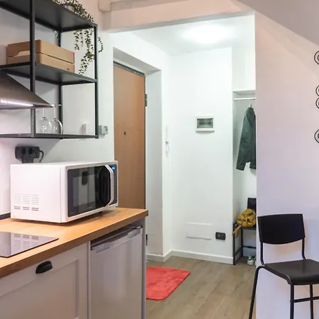 Casa Di Cla * Milão