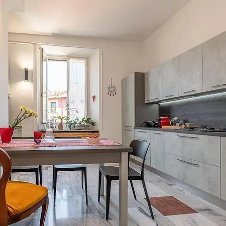 Appartement La Casa Di Ross Milaan