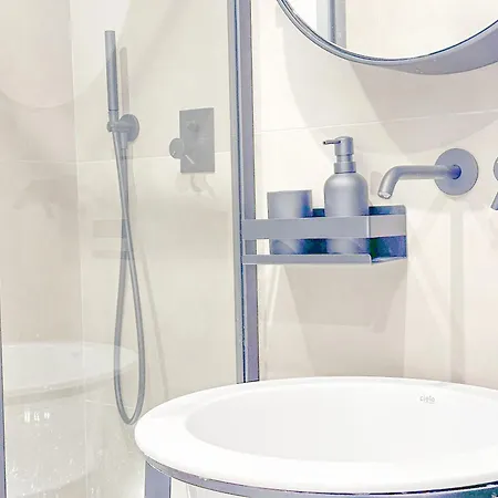 Canonica 72 - 10 Min Da Parco Sempione * מילאנו