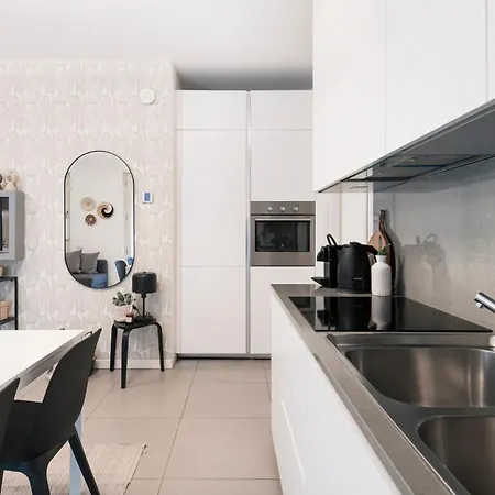 Easylife - - Niccolini 37 - Moscova * Milano