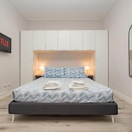 Arco Della Pace Modern Studio