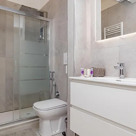 Arco Della Pace Modern Studio *