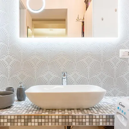 Exclusive Led House Garibaldi Fs *