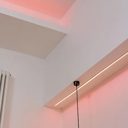 Daire Exclusive Led House Garibaldi Fs