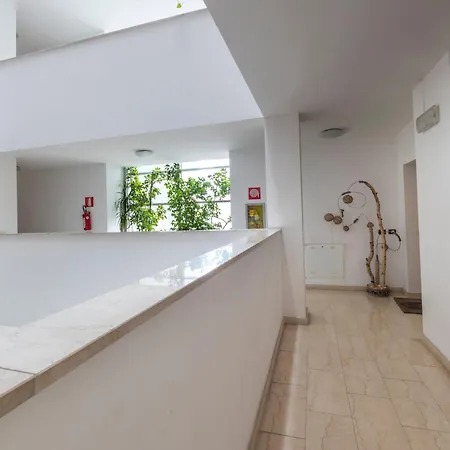 Giulia By Interhome Mailand