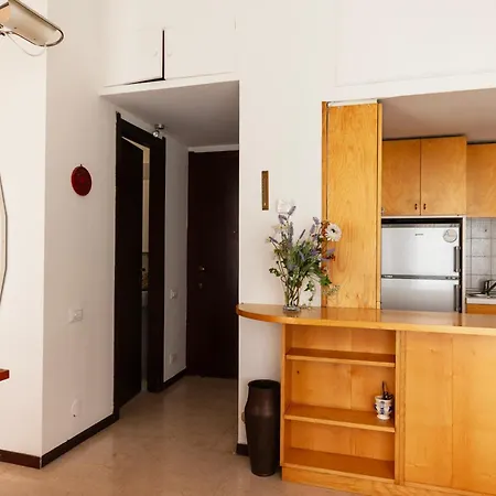 Youhosty - Lecco 11 Mediolan