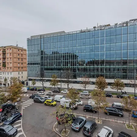 아파트 Easytopstay - Porta Garibaldi Antique Charm *