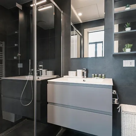 Easylife - Sofisticata Dimora Con Rooftop Condominiale Vista Duomo 아파트 밀라노
