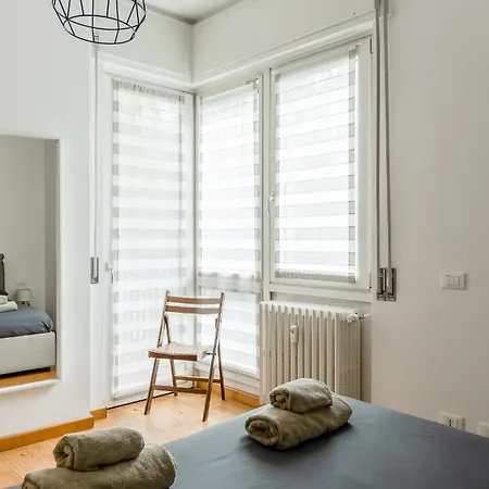 Favola House Isola *