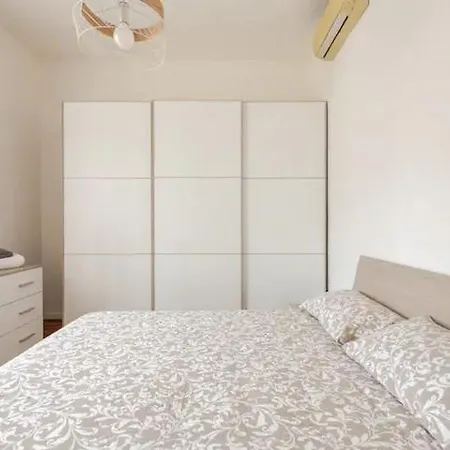 Like At - Close To Metro, Stadio San Siro, Duomo, Con Parcheggio Privato Apartment