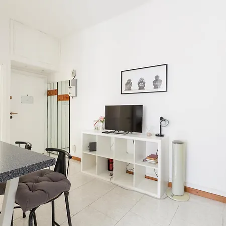 Savona- Navigli District Cosy Apartment Milan