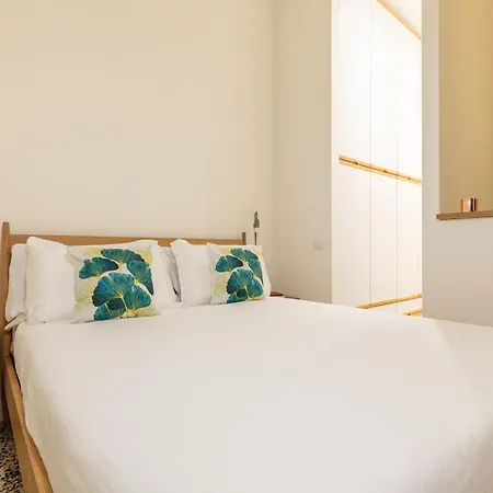 Apartament Beplace At Naviglio Grande