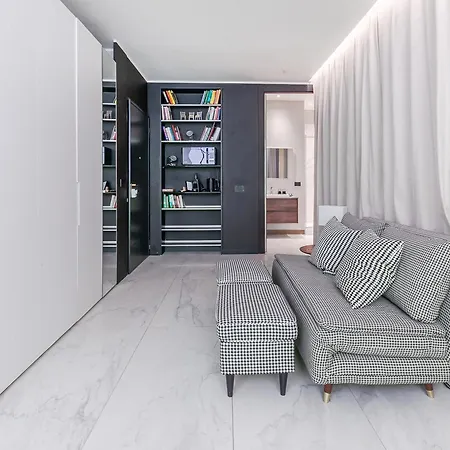 San Babila Prestige - A Few Steps From Duomo ميلان