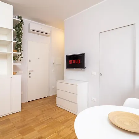 Apartman Keys Of Italy - Melloni 4 / Mustard Revolution *
