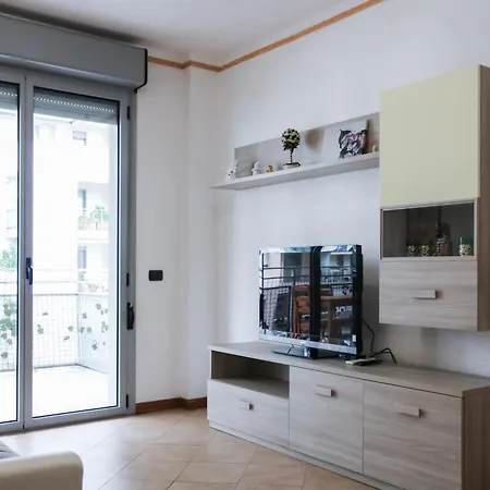 Urban Balcony Hideaway - 3 People * Mediolan