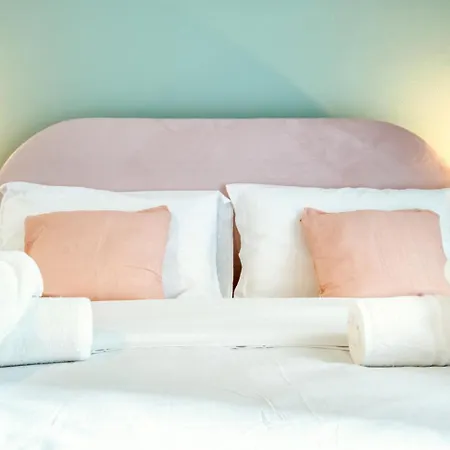 Pensión Italianflat - Elegant With Balcony In Navigli 4*