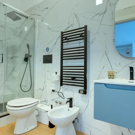 Italianflat - Elegant With Balcony In Navigli 4*