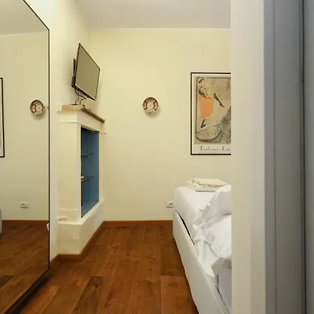 Boutique Loft On Navigli; Stylish Bright * Milan