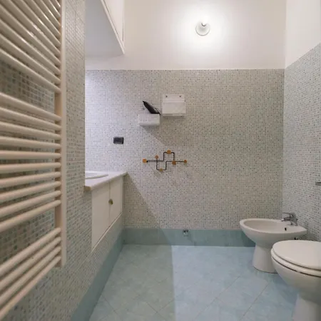 Casati Degli Artisti * Milánó