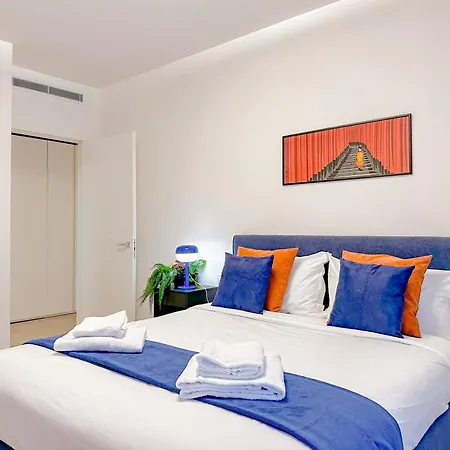 Menotti 11 - 15 Min Dal Duomo מילאנו