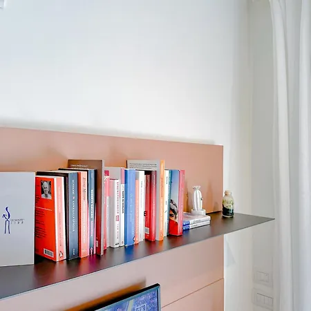 Menotti 11 - 15 Min Dal Duomo דירה *