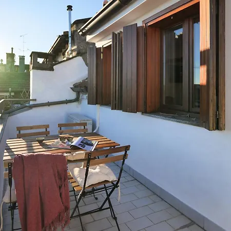 Contempora - With Terrace In Porta Venezia