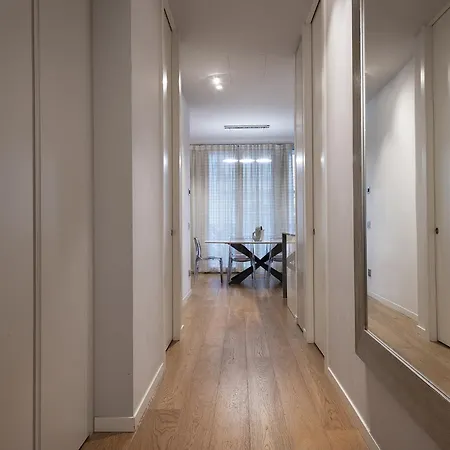 Fifty Eight Duomo Two Bedrooms Milão