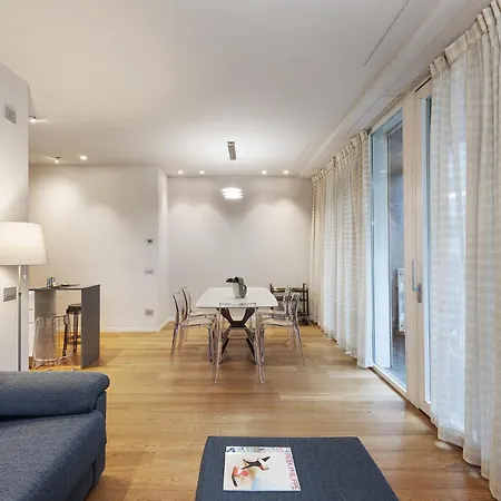 Fifty Eight Duomo Two Bedrooms * Milão