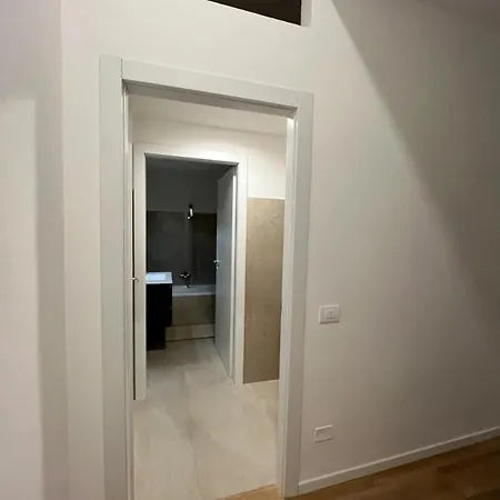 Loft 10 Minuti Dal Centro Daire Milano