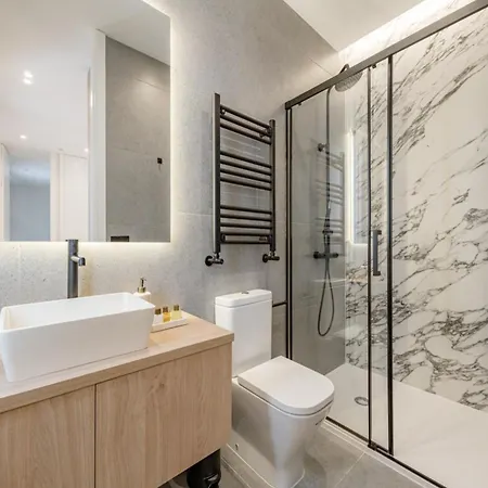 La Perla Fondazione Prada Apartment