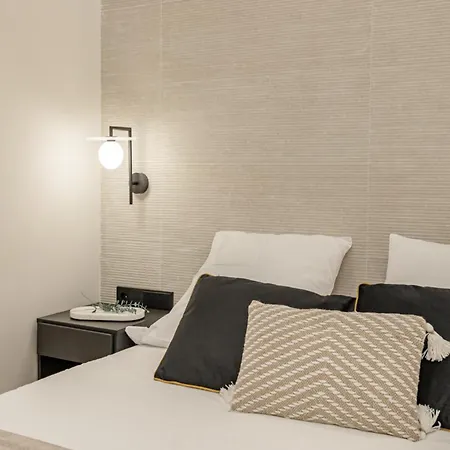 La Perla Fondazione Prada Apartment *