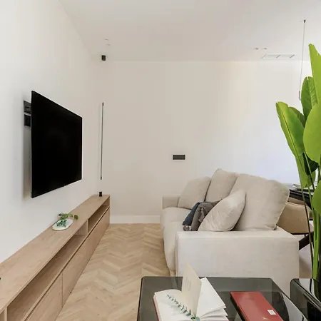 Apartment La Perla Fondazione Prada Milan