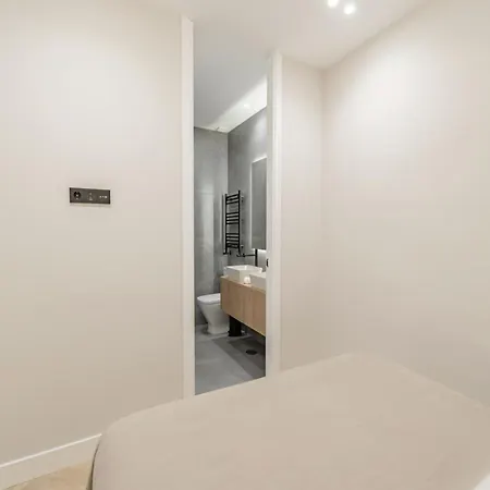 Apartment La Perla Fondazione Prada Milan