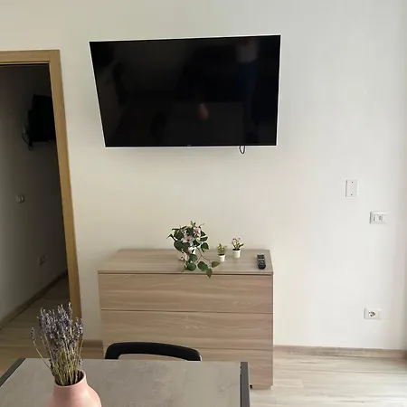 Apt. N. 5