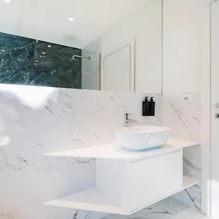 Relstay - Montenapoleone * Μιλάνο