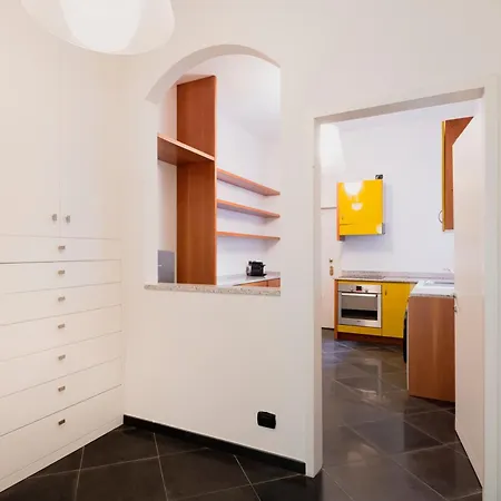 Appartement Relstay - Montenapoleone Milaan