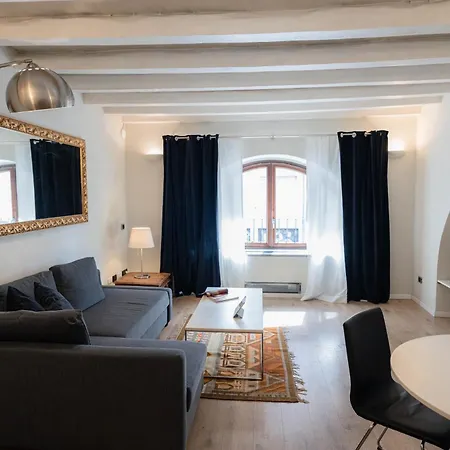 Eleganza Design Corso Porta Garibaldi - 80 Mq *